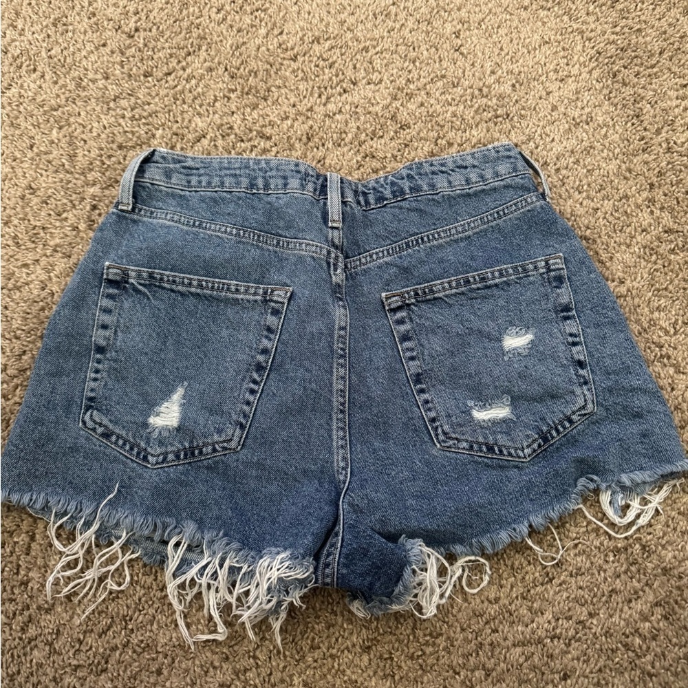 FOREVER 21 Denim Shorts Women Size 29 Blue Cut Off Jean Distressed - Picture 2 of 3